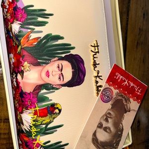 Brand new w/ tags Frida Kahlo wallet, in box.